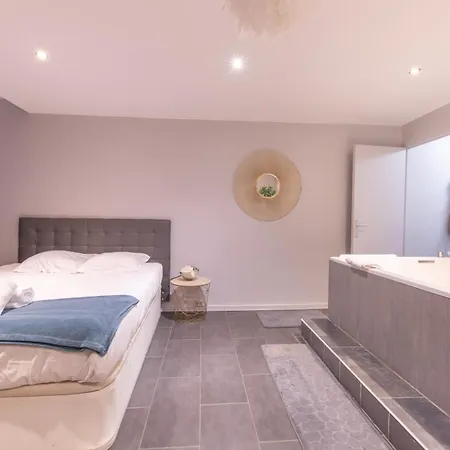 Zen - Avec Jacuzzi - 8eme Apartment *